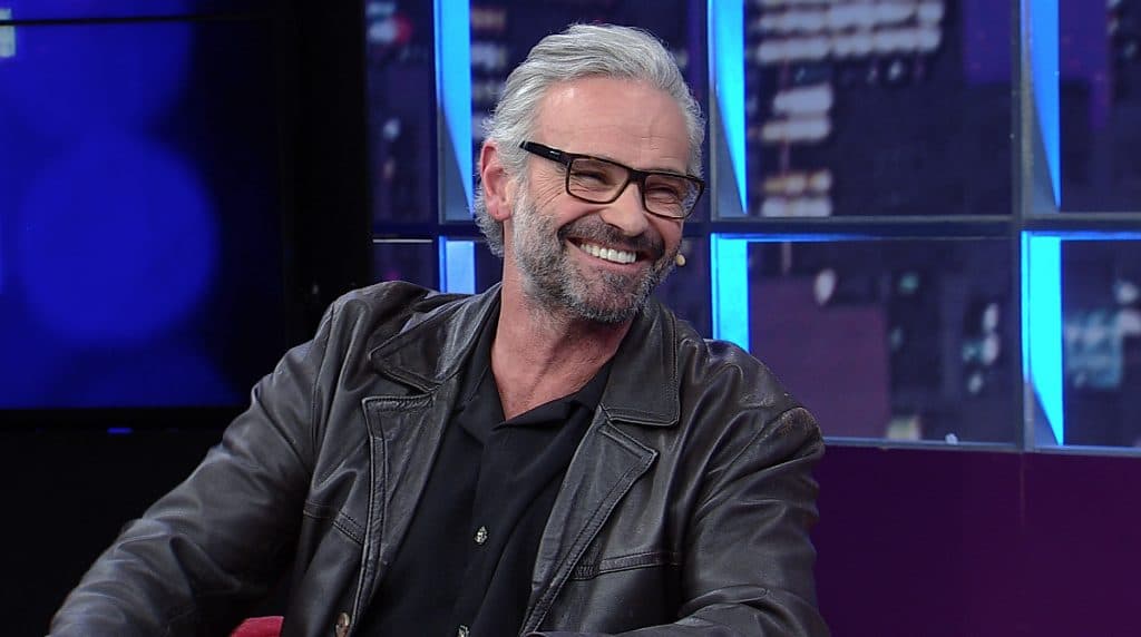 Mateus Carrieri atualmente está com 52 anos de idade e fora da TV (Foto: Reprodução) Mateus Carrieri atualmente está com 52 anos de idade e fora da TV (Foto: Reprodução)