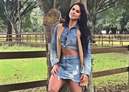 Graciele Lacerda é insegura com corpo (Foto: Reprodução) Graciele Lacerda é insegura com corpo (Foto: Reprodução)