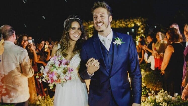 Fábio Porchat fala sobre 1ª gravidez da esposa e diz o que pensa sobre Marcos Mion ocupar o seu horário na Record
