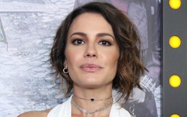 Juliana Knust desabafa aos 38 anos sobre passado: 'Eu me maltratava'