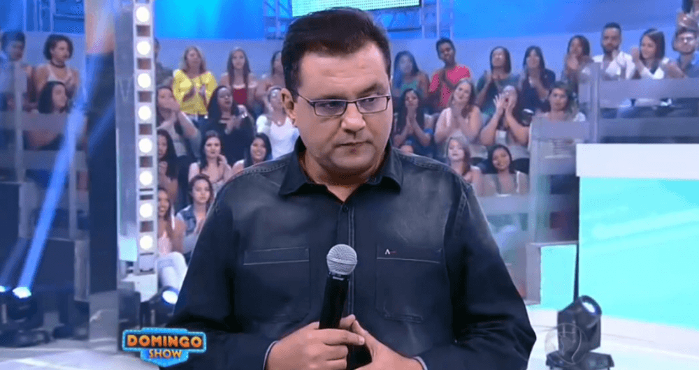 Geraldo Luís no Domingo Show (Foto: Reprodução) Geraldo Luís no Domingo Show (Foto: Reprodução)
