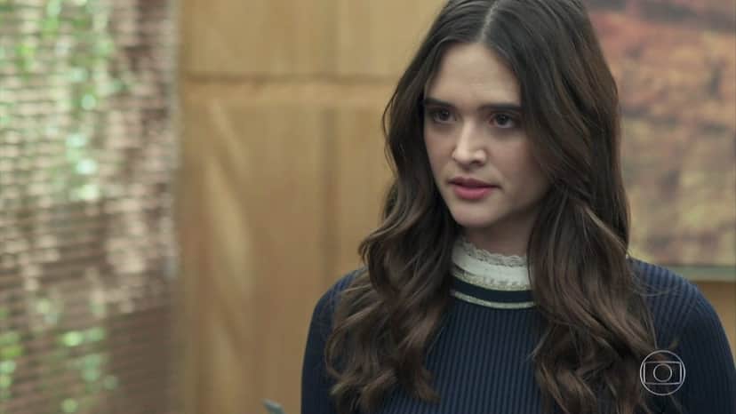 Marocas (Juliana Paiva) em cena de O Tempo Não Para (Foto: Reprodução/Globo) Marocas (Juliana Paiva) em cena de O Tempo Não Para (Foto: Reprodução/Globo)