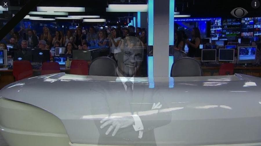Morte de Ricardo Boechat paralisa Jornal da Band com homenagem de arrepiar e palmas de apresentadores da emissora