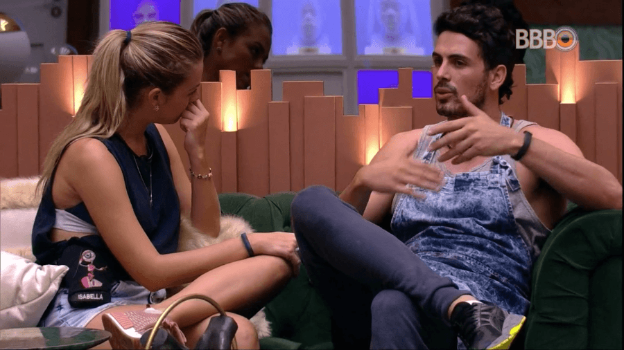 Maycon e Isabella no BBB19 (Foto: Divulgação) Maycon e Isabella no BBB19 (Foto: Divulgação)