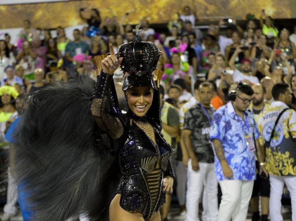Sabrina Sato desfilando pela Unidos de Vila Isabel (Foto: Divulgação) Sabrina Sato desfilando pela Unidos de Vila Isabel (Foto: Divulgação)