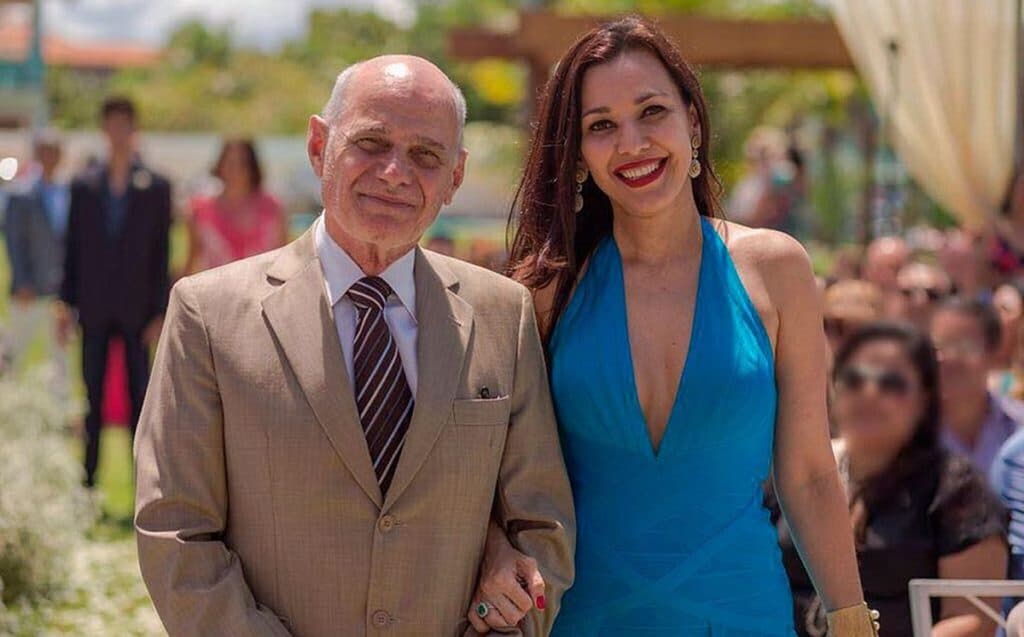 Esposa de Boechat posta foto com o jornalista no Carnaval e emociona todo mundo