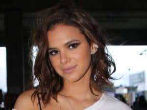 Bruna Marquezine mandou recado para ex de Neymar, Carol Dantas (Foto: Reprodução) Bruna Marquezine mandou recado para ex de Neymar, Carol Dantas (Foto: Reprodução)