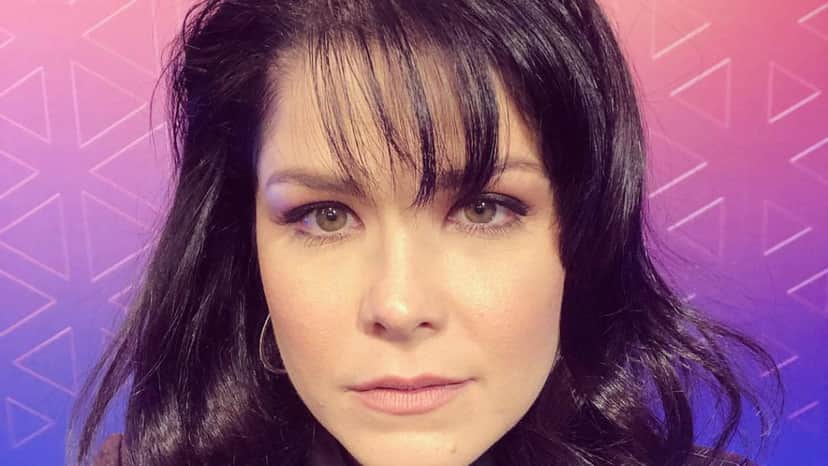 Samara Felippo é mãe de duas meninas e lamentou ter feito parto cesárea em entrevista ao programa da GNT (Foto: Reprodução) Samara Felippo é mãe de duas meninas e lamentou ter feito parto cesárea em entrevista ao programa da GNT (Foto: Reprodução)