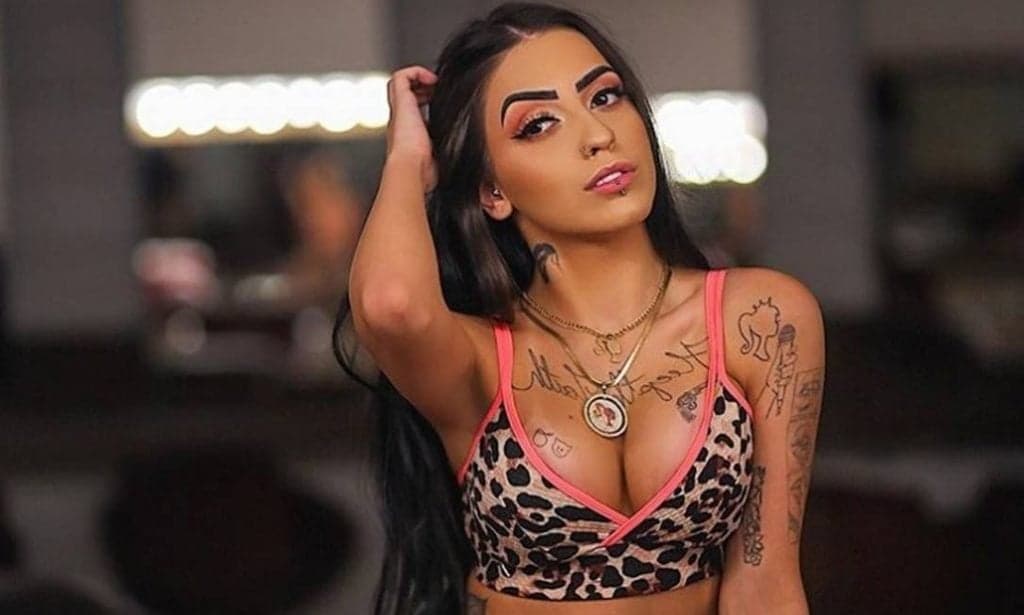 MC Mirella está envolvida em grande polêmica com menores (Foto: Divulgação) MC Mirella está envolvida em grande polêmica com menores (Foto: Divulgação)