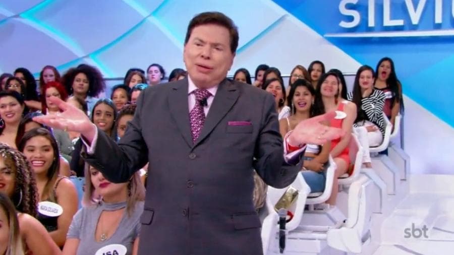 Silvio Santos no palco de seu programa no SBT (Foto: Reprodução) Silvio Santos no palco de seu programa no SBT (Foto: Reprodução)