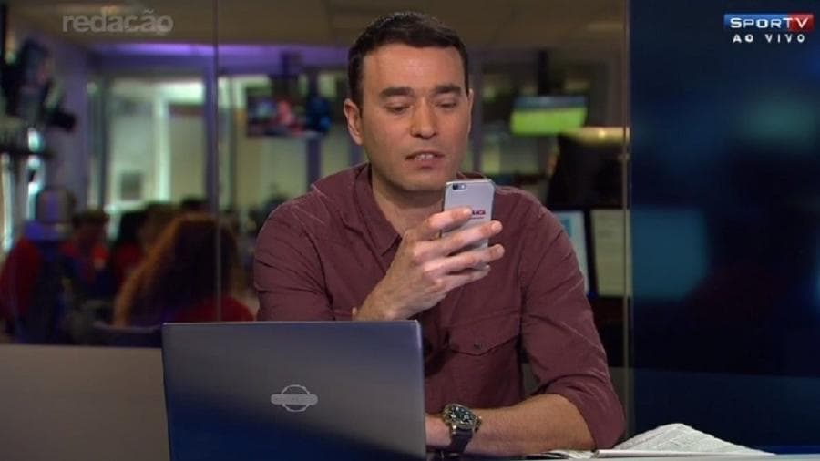 Apresentador do SporTV André Rizek, do Grupo Globo, fez uma publicação bem inusitada ao citar sua ex mulher em rede social (Foto: Reprodução) Apresentador do SporTV André Rizek, do Grupo Globo, fez uma publicação bem inusitada ao citar sua ex mulher em rede social (Foto: Reprodução)