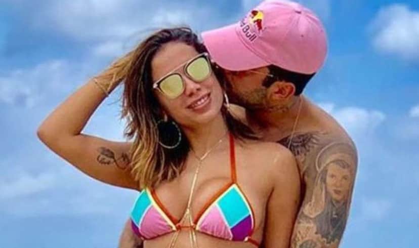 A cantora Anitta flagrou o ex-marido da atriz da Globo, Luana Piovani, Pedro Scooby em momento delicado na cama (Foto Reprodução/Instagram) A cantora Anitta flagrou o ex-marido da atriz da Globo, Luana Piovani, Pedro Scooby em momento delicado na cama (Foto Reprodução/Instagram)