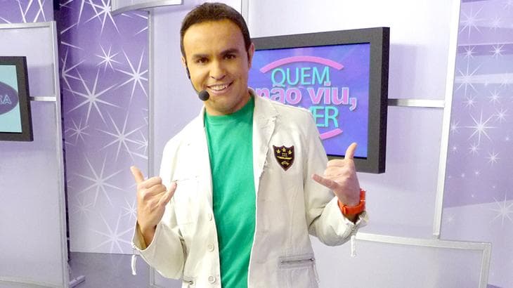 Caco Rodrigues sofreu grave acidente e terá que se afastar do Fofocalizando (Foto: Reprodução) Caco Rodrigues sofreu grave acidente e terá que se afastar do Fofocalizando (Foto: Reprodução)