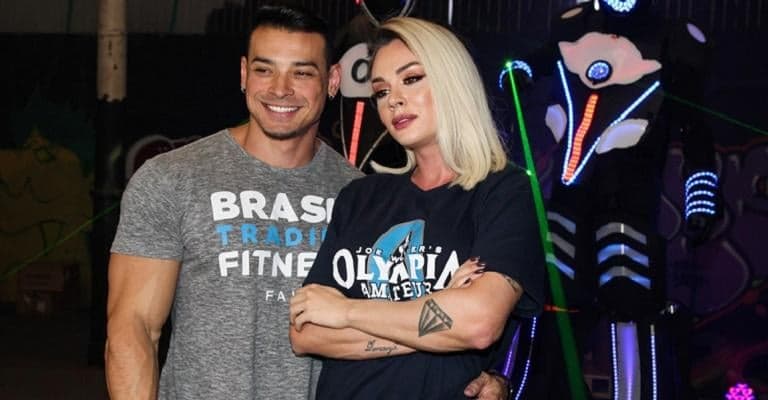 Juju Salimeni e Felipe Franco fotografaram juntos em evento (Foto: Thais Aline/ Agência Fio Condutor) Juju Salimeni e Felipe Franco fotografaram juntos em evento (Foto: Thais Aline/ Agência Fio Condutor)