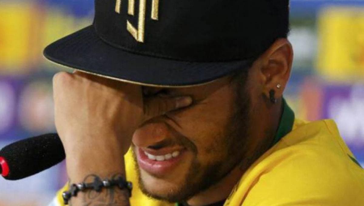 Neymar não sai das polêmicas Neymar não sai das polêmicas