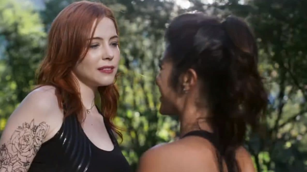 Valéria (Bia ARantes) e Camila (Anaju Dorigon) vão se casar em Órfãos da Terra (Foto: Divulgação) Valéria (Bia ARantes) e Camila (Anaju Dorigon) vão se casar em Órfãos da Terra (Foto: Divulgação)