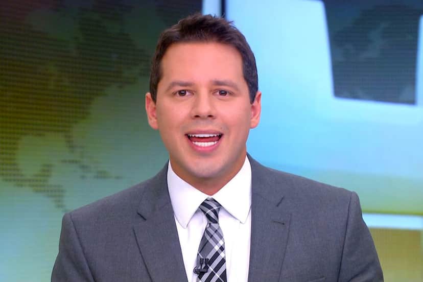 Dony de Nuccio reapareceu completamente diferente após saída da Globo e anunciou seu destino na televisão (Foto: Reprodução) Dony de Nuccio reapareceu completamente diferente após saída da Globo e anunciou seu destino na televisão (Foto: Reprodução)