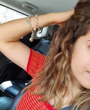 Maisa Silva do SBT mostra como está ficando seu cabelo com a transição capilar (Foto: Reprodução/ Twitter) Maisa Silva do SBT mostra como está ficando seu cabelo com a transição capilar (Foto: Reprodução/ Twitter)
