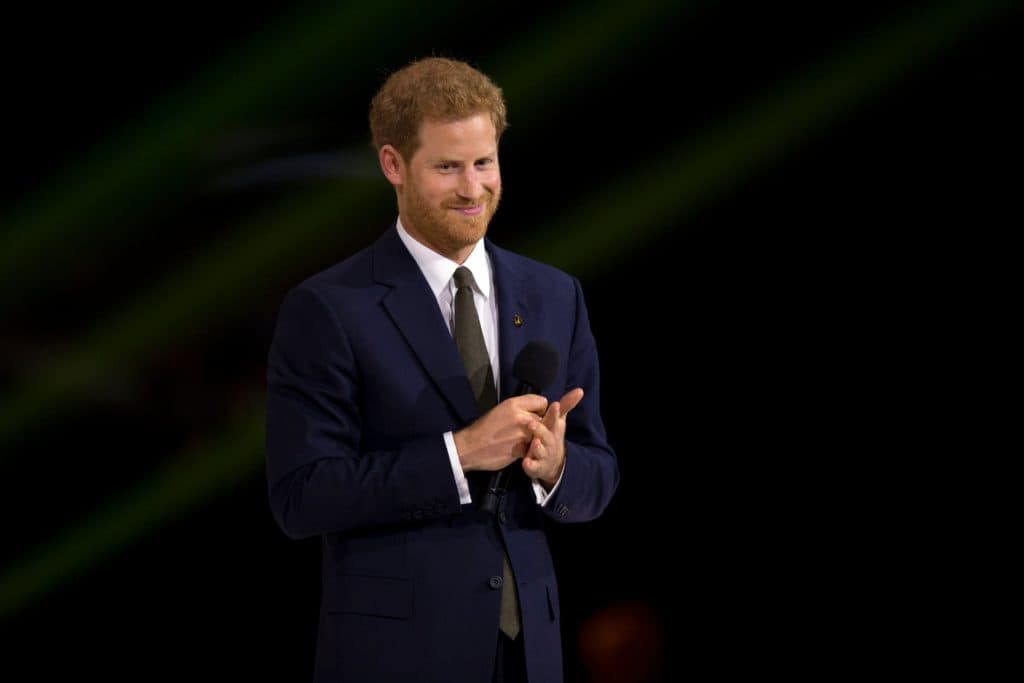 Após abandonar a realeza, príncipe Harry vive sem emprego nos Estudos Unidos