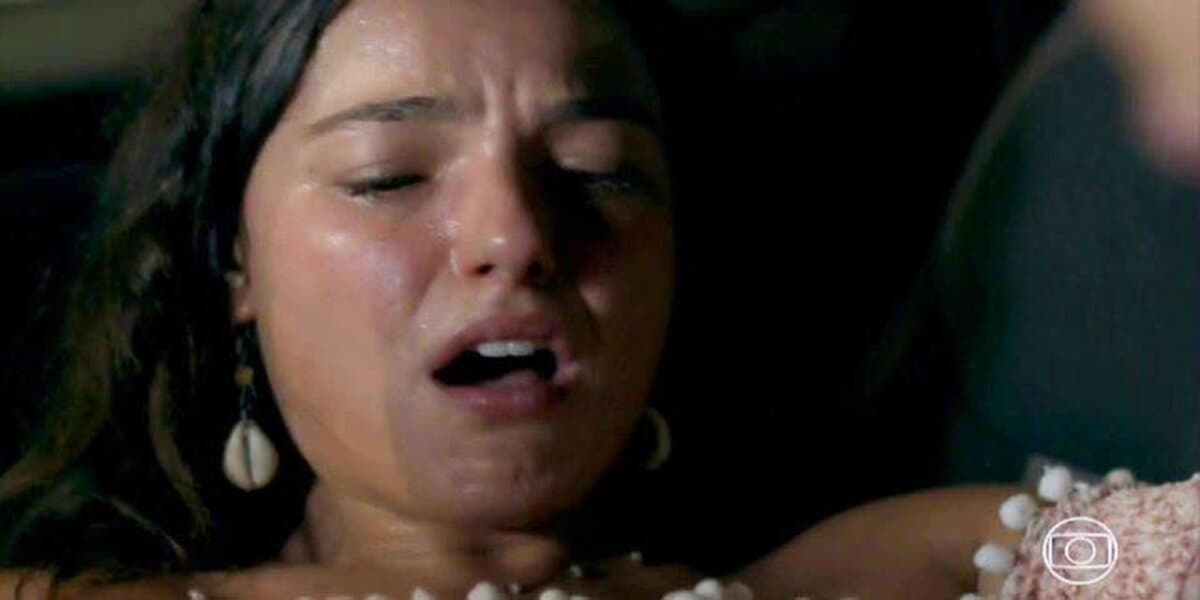 Ritinha fica tensa com o nascimento do filho em edição especial da novela das nove Ritinha fica tensa com o nascimento do filho em edição especial da novela das nove