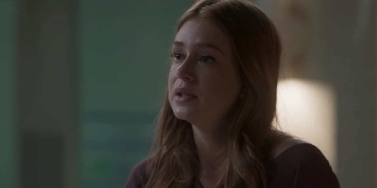 Eliza conta o ocorrido em Totalmente Demais Eliza conta o ocorrido em Totalmente Demais