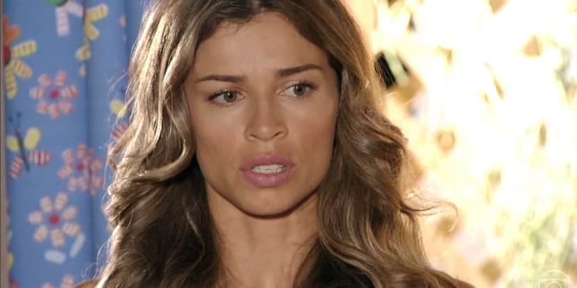 Rosto de Grazi Massafera, a Ester da novela Flor do Caribe, em foco nesta imagem Rosto de Grazi Massafera, a Ester da novela Flor do Caribe, em foco nesta imagem