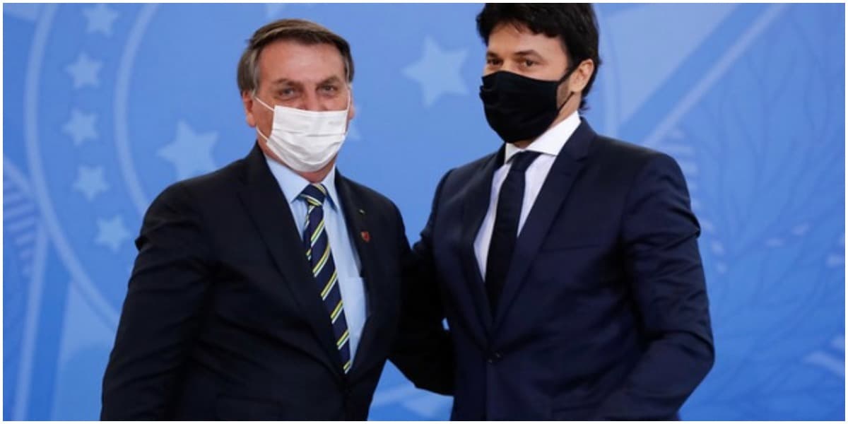 O marido de Patrícia Abravanel com o presidente Jair Bolsonaro - Foto: Reprodução O marido de Patrícia Abravanel com o presidente Jair Bolsonaro - Foto: Reprodução
