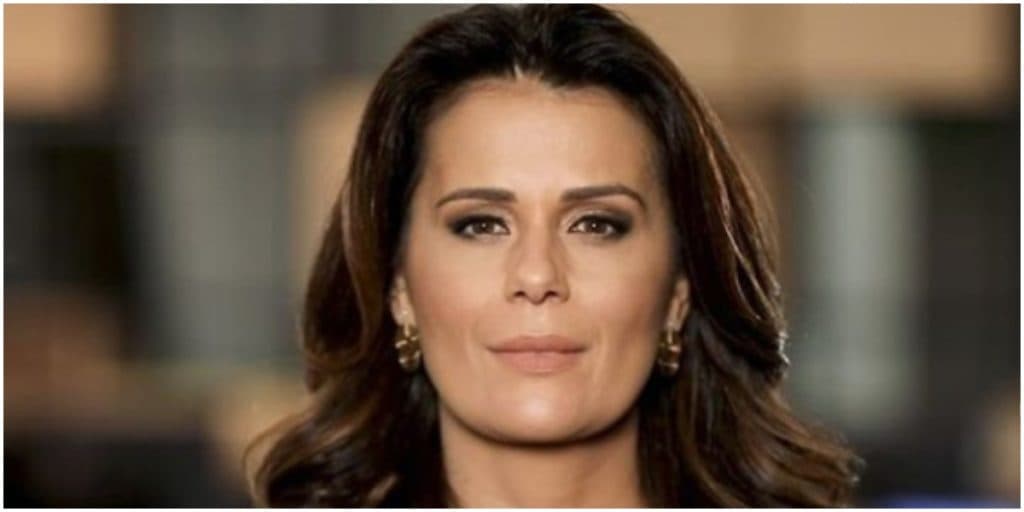 Adriana Araújo assina com empresa envolvida com a Globo