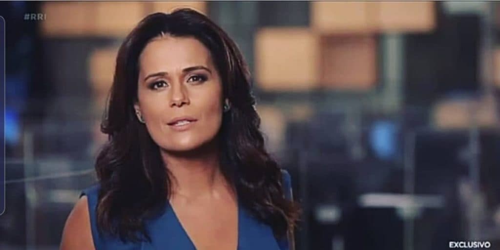 Adriana Araújo, âncora máxima da Record, é penalizada, tem demissão confirmada e detona: "Por trás da câmera"