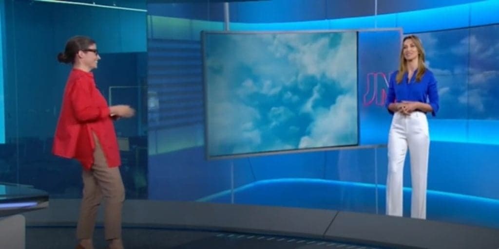 Renata Vasconcellos perde o controle e tem crise de risos ao vivo no Jornal Nacional: “Culpa desse calor”