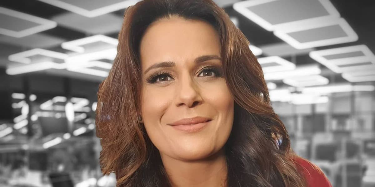 Adriana Araújo é âncora da Record (Foto: Reprodução/Instagram) Adriana Araújo é âncora da Record (Foto: Reprodução/Instagram)