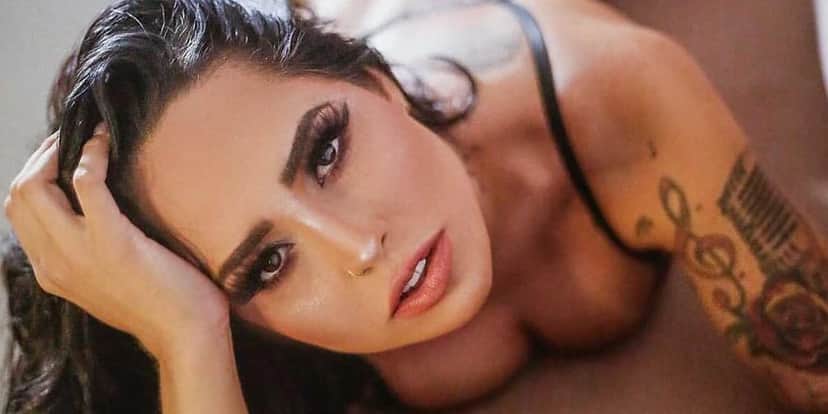 Perlla rouba a cena com ensaio sexy nas redes sociais (Foto: Leo Cordeiro) Perlla rouba a cena com ensaio sexy nas redes sociais (Foto: Leo Cordeiro)