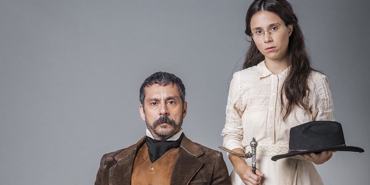 Alexandre Nero e Daphne Bozaski em Nos Tempos do Imperador (Foto: Divulgação/Globo) Alexandre Nero e Daphne Bozaski em Nos Tempos do Imperador (Foto: Divulgação/Globo)