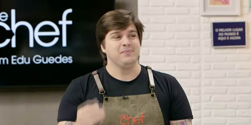 "Desesperado", Assistente de Edu Guedes, após deixar a Band, volta ao The Chef e confirma: "Fiquei sem dinheiro" "Desesperado", Assistente de Edu Guedes, após deixar a Band, volta ao The Chef e confirma: "Fiquei sem dinheiro"