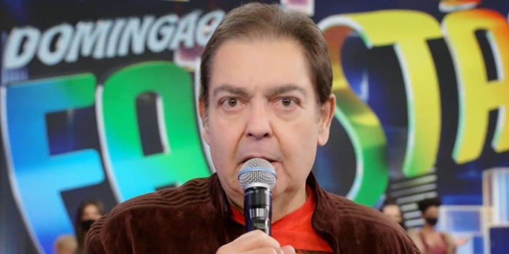 Faustão não aparece no próprio programa na Band e Globo dá cartada final no apresentador: “R$ 40 milhões”