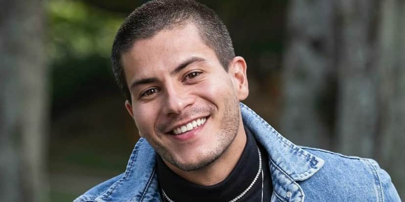Arthur Aguiar vai expor sua vida ao público (Foto: João Cotta/Globo Arthur Aguiar vai expor sua vida ao público (Foto: João Cotta/Globo