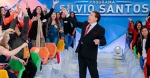 Silvio Santos cancelou as gravações do seu programa por estar indisposto e sem voz Silvio Santos cancelou as gravações do seu programa por estar indisposto e sem voz