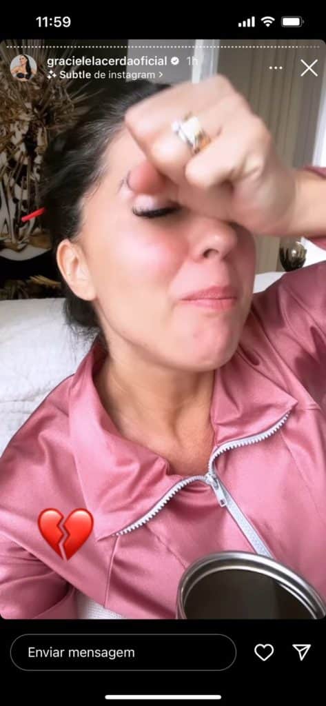 Graciele faz anúncio sobre Zezé e confirma abandono Graciele faz anúncio sobre Zezé e confirma abandono