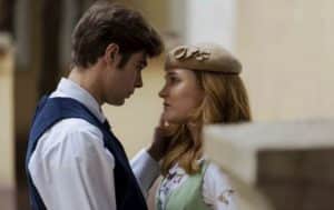 Davi (Rafael Vitti) com Isadora (Larissa Manoela); os dois se reconciliarão em Além da Ilusão (Foto: Reprodução / Globo) Davi (Rafael Vitti) com Isadora (Larissa Manoela); os dois se reconciliarão em Além da Ilusão (Foto: Reprodução / Globo)