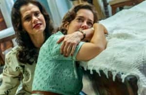 Violeta (Malu Galli) e Heloísa (Paloma Duarte) terão acerto de contas em Além da Ilusão (Foto: Reprodução / Globo) Violeta (Malu Galli) e Heloísa (Paloma Duarte) terão acerto de contas em Além da Ilusão (Foto: Reprodução / Globo)