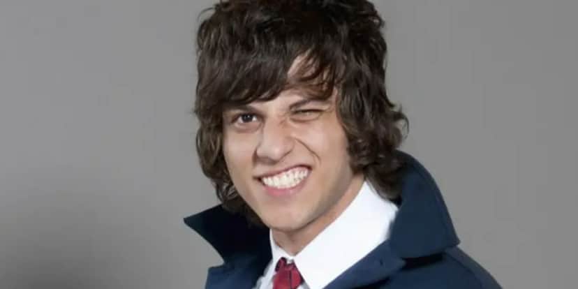 Chay Suede como Tomás em "Rebelde" (Foto: Divulgação/Record) Chay Suede como Tomás em "Rebelde" (Foto: Divulgação/Record)