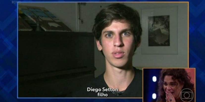 Filho de Isabel Teixeira, a Maria Bruaca de Pantanal, choca o Brasil com beleza - Foto: Reprodução Tv Globo Filho de Isabel Teixeira, a Maria Bruaca de Pantanal, choca o Brasil com beleza - Foto: Reprodução Tv Globo