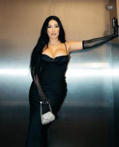Cantora ingressou carreira solo (Instagram) Cantora ingressou carreira solo (Instagram)