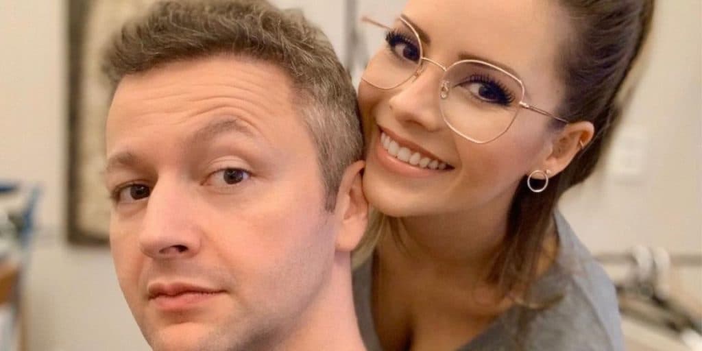 Recatada, Sandy tem intimidade exposta com o marido e foto prova o que eles fizeram juntos