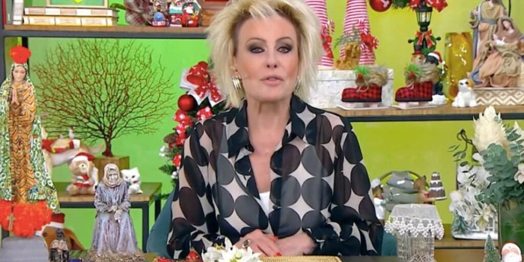 No mato, sem luxo e andando de metrô: Filha misteriosa de Ana Maria vive assim e aparência é de chamar atenção