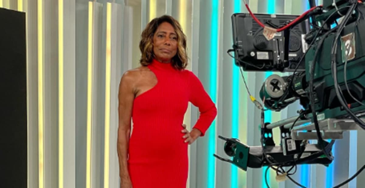 Gloria Maria nos bastidores do Globo Repórter Gloria Maria nos bastidores do Globo Repórter