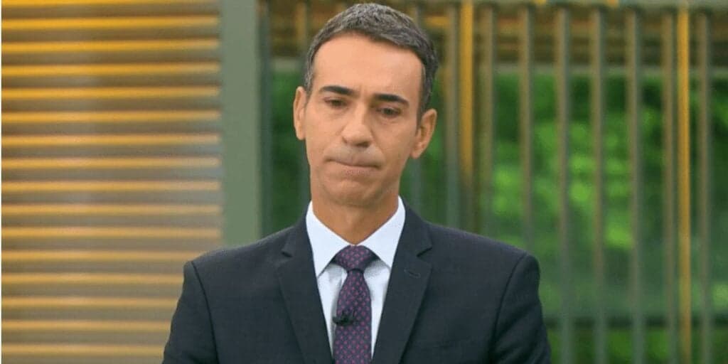 Gritaria e desespero tomam as telas do Jornal Hoje de César Tralli e âncora engole choro na garganta