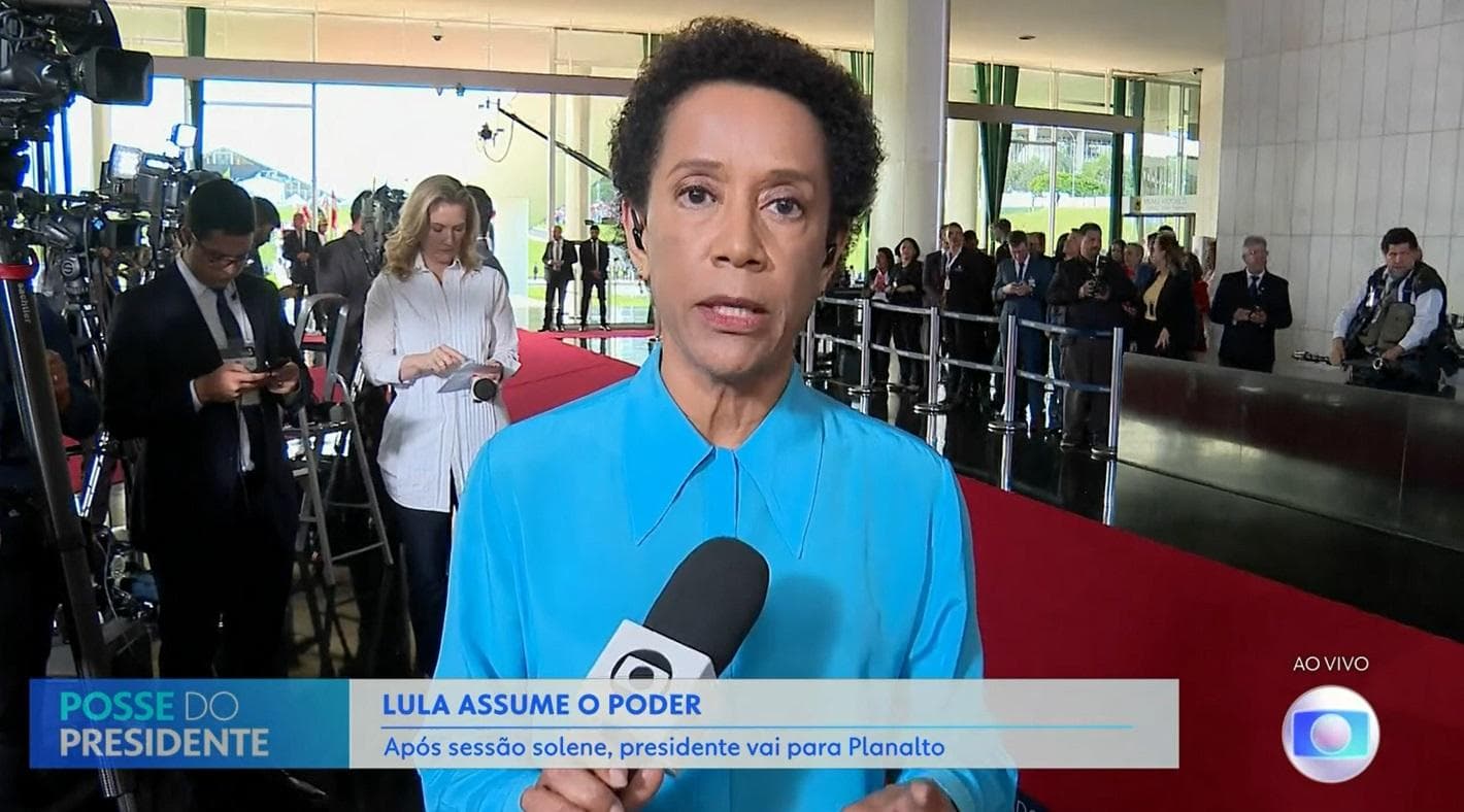 Zileide Silva se irritou ao vivo na Globo e deu bronca em William Bonner (Foto: Reprodução) Zileide Silva se irritou ao vivo na Globo e deu bronca em William Bonner (Foto: Reprodução)