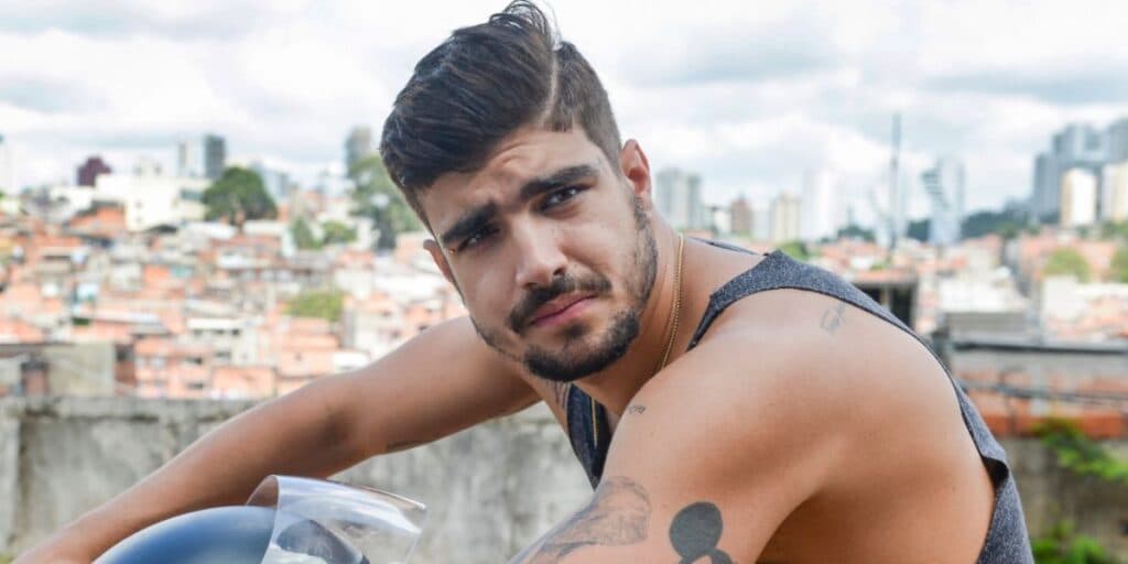 Caio Castro é dono de hamburgueria gigante, que você já deve ter ido se deliciar e não imaginava