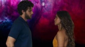 Travessia - Ari transforma vida de Brisa em um verdadeiro inferno e se recusa a obedecer ordem de Guerra (Foto: Reprodução / Globo / Montagem TV Foco) Travessia - Ari transforma vida de Brisa em um verdadeiro inferno e se recusa a obedecer ordem de Guerra (Foto: Reprodução / Globo / Montagem TV Foco)